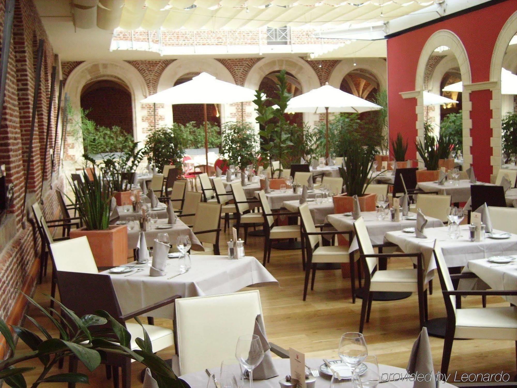 Alliance Lille - Couvent Des Minimes Restoran fotoğraf